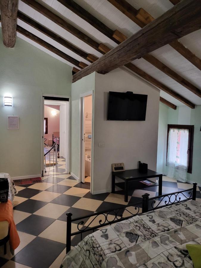 מלון Mediglia A Casa Di Luca מראה חיצוני תמונה